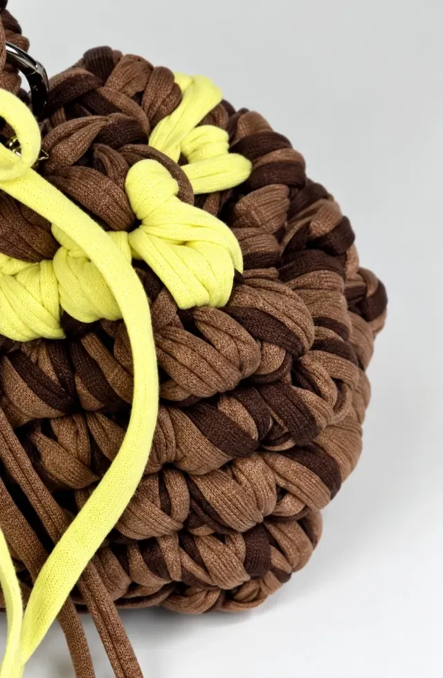 Gros plan sur la maille de l’IT BAG Espresso